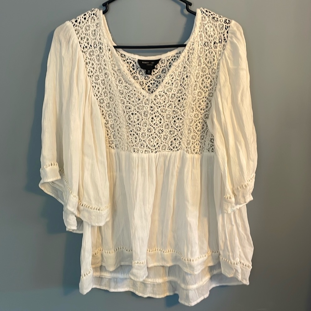 Romeo & Juliet white blouse